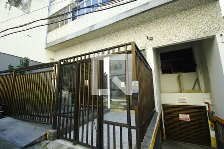 Apartamento para alugar com 30m², 1 quarto e sem vagaEntrada do Prédio