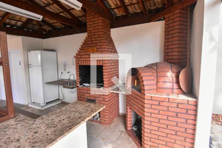 Apartamento à venda com 64m², 2 quartos e sem vagaÁrea comum - Churrasqueira