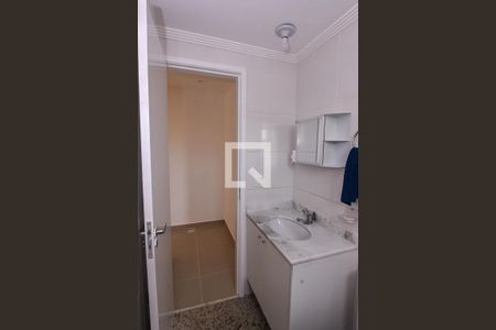 Apartamento à venda com 64m², 2 quartos e sem vagaBanheiro