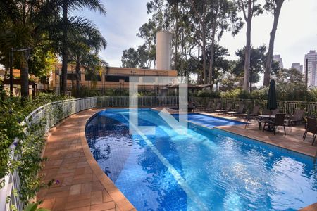 Apartamento à venda com 64m², 2 quartos e sem vagaÁrea comum - Piscina