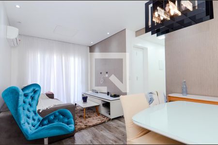 Sala de Apartamento com 2 quartos, 60m² Macedo