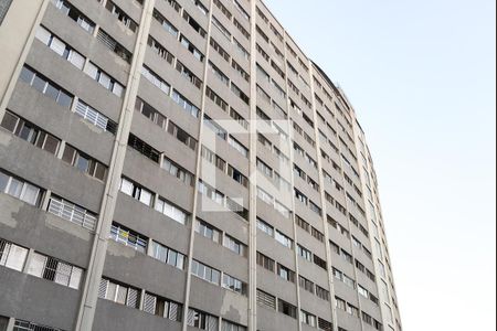 Apartamento à venda com 120m², 2 quartos e 1 vaga Apartamento à venda com 120m², 2 quartos e 1 vagaFachada