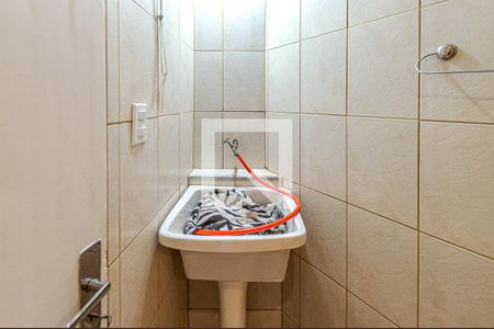 Apartamento à venda com 120m², 2 quartos e 1 vaga Apartamento à venda com 120m², 2 quartos e 1 vagaBanheiro