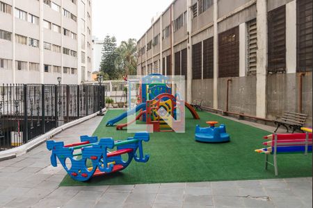 Apartamento à venda com 120m², 2 quartos e 1 vaga Apartamento à venda com 120m², 2 quartos e 1 vagaPlayground