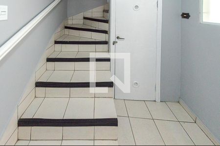 Apartamento à venda com 120m², 2 quartos e 1 vaga Apartamento à venda com 120m², 2 quartos e 1 vagaHall