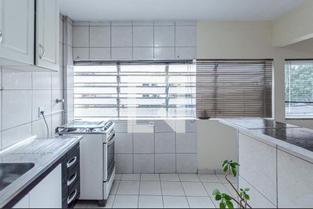 Apartamento à venda com 120m², 2 quartos e 1 vaga Apartamento à venda com 120m², 2 quartos e 1 vagaCozinha
