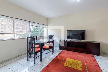 Sala de apartamento à venda com 2 quartos, 120m² em Bela Vista, São Paulo