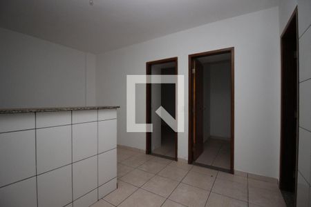 Apartamento para alugar com 60m², 2 quartos e sem vagaCozinha e Área de Serviço