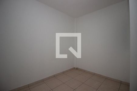 Quarto 1 de apartamento para alugar com 2 quartos, 60m² em Guará Ii, Brasília