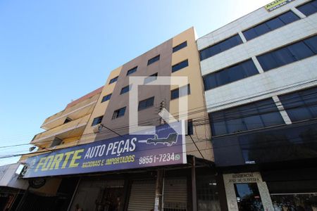 Fachada de apartamento para alugar com 2 quartos, 60m² em Guará Ii, Brasília