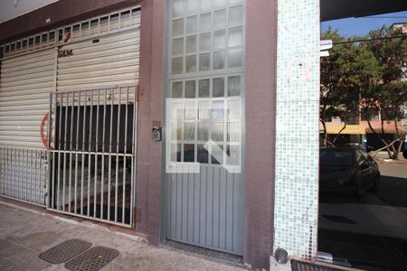 Fachada de apartamento para alugar com 2 quartos, 60m² em Guará Ii, Brasília