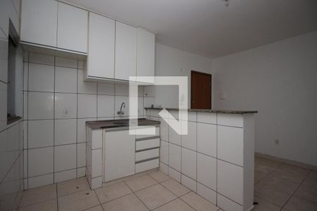 Cozinha e Área de Serviço de apartamento para alugar com 2 quartos, 60m² em Guará Ii, Brasília