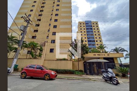 Apartamento para alugar com 71m², 3 quartos e 2 vagasFachada 