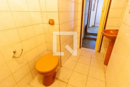 Casa para alugar com 50m², 2 quartos e 1 vaga Casa para alugar com 50m², 2 quartos e 1 vagaBanheiro