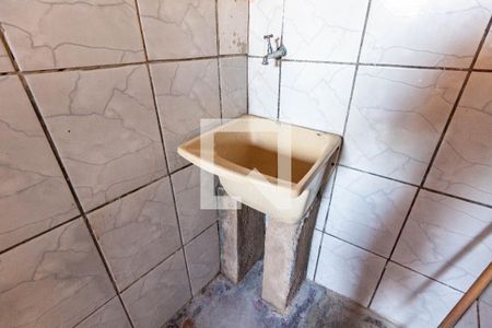 Casa para alugar com 50m², 2 quartos e 1 vaga Casa para alugar com 50m², 2 quartos e 1 vagaLavanderia