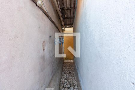 Casa para alugar com 50m², 2 quartos e 1 vaga Casa para alugar com 50m², 2 quartos e 1 vagaLavanderia Corredor