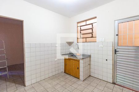 Casa para alugar com 50m², 2 quartos e 1 vaga Casa para alugar com 50m², 2 quartos e 1 vagaCozinha