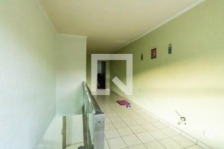 Casa à venda com 124m², 3 quartos e 2 vagas Casa à venda com 124m², 3 quartos e 2 vagasCorredor