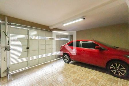 Casa à venda com 124m², 3 quartos e 2 vagas Casa à venda com 124m², 3 quartos e 2 vagasGaragem