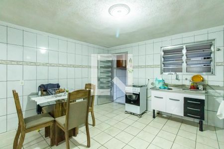 Casa à venda com 124m², 3 quartos e 2 vagas Casa à venda com 124m², 3 quartos e 2 vagasCozinha