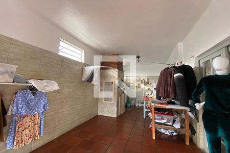 Casa à venda com 210m², 6 quartos e 2 vagasÁrea de Serviço