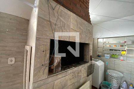 Casa à venda com 210m², 6 quartos e 2 vagasChurrasqueira