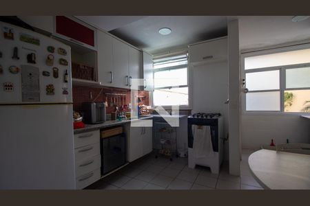 Cozinha de casa de condomínio à venda com 3 quartos, 200m² em Recreio dos Bandeirantes, Rio de Janeiro