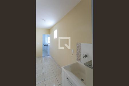 Casa para alugar com 80m², 2 quartos e 1 vagaÁrea de Serviço