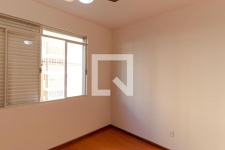 Quarto 01 de apartamento à venda com 2 quartos, 101m² em Centro, Campinas