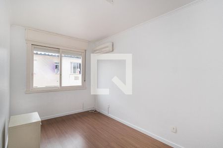 Quarto de apartamento à venda com 1 quarto, 43m² em Jardim do Salso, Porto Alegre