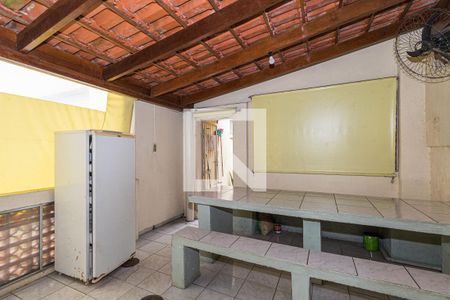 Apartamento à venda com 43m², 1 quarto e sem vagaÁrea comum - Churrasqueira