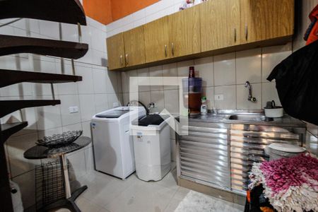 Casa à venda com 121m², 4 quartos e 2 vagasÁrea de serviço