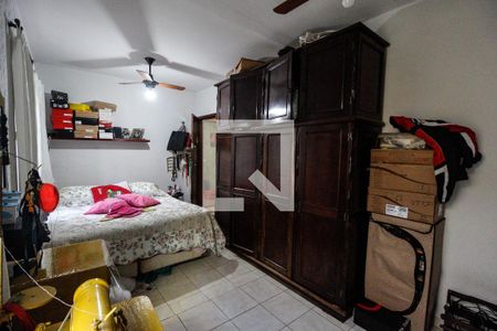 Casa à venda com 121m², 4 quartos e 2 vagasQuarto 4