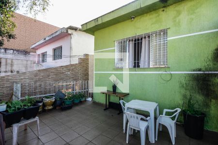 Casa à venda com 121m², 4 quartos e 2 vagasQuintal