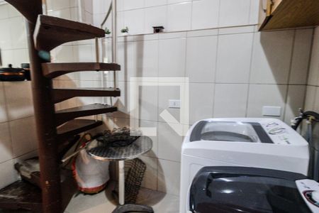 Casa à venda com 121m², 4 quartos e 2 vagasÁrea de serviço