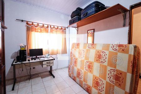 Casa à venda com 121m², 4 quartos e 2 vagasQuarto 3