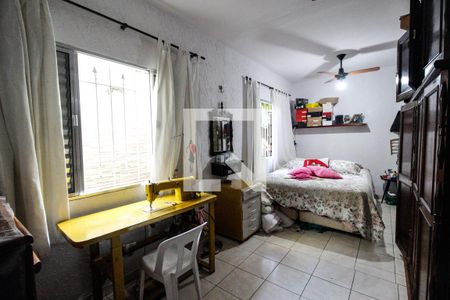 Casa à venda com 121m², 4 quartos e 2 vagasQuarto 4