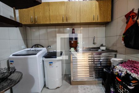 Casa à venda com 121m², 4 quartos e 2 vagasÁrea de serviço