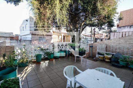 Casa à venda com 121m², 4 quartos e 2 vagasQuintal