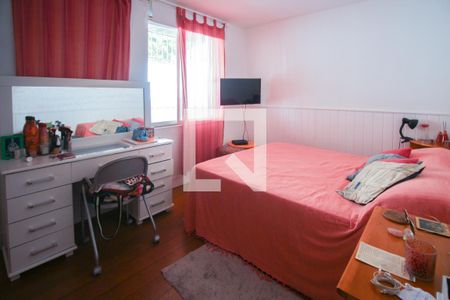 Casa de condomínio à venda com 550m², 4 quartos e 2 vagasSuíte 3