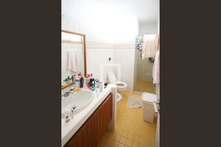 Casa de condomínio à venda com 550m², 4 quartos e 2 vagasBanheiro da Suíte 3