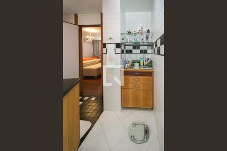 Casa de condomínio à venda com 550m², 4 quartos e 2 vagasbanheiro da Suíte Master