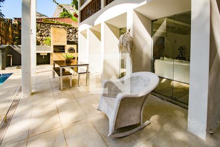 Casa de condomínio à venda com 550m², 4 quartos e 2 vagasVaranda da Sala