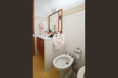 Casa de condomínio à venda com 550m², 4 quartos e 2 vagasBanheiro da Suíte 3