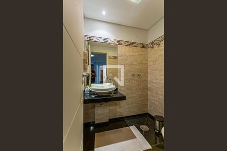 Apartamento à venda com 217m², 3 quartos e 4 vagasLavabo da Sala de TV