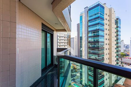 Apartamento à venda com 217m², 3 quartos e 4 vagasVaranda da Suite 1/2