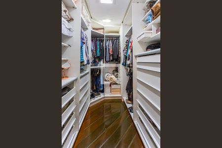 Apartamento à venda com 217m², 3 quartos e 4 vagasCloset da Suíte master