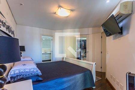 Apartamento à venda com 217m², 3 quartos e 4 vagasSuíte master