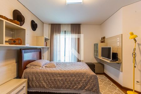 Apartamento à venda com 217m², 3 quartos e 4 vagasSuite 1