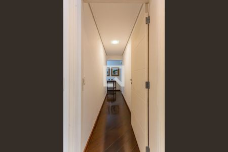 Apartamento à venda com 217m², 3 quartos e 4 vagasCorredor Dormitórios